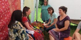 Hollawint: la rivoluzione creativa delle donne di Malles che ha fermato i pesticidi